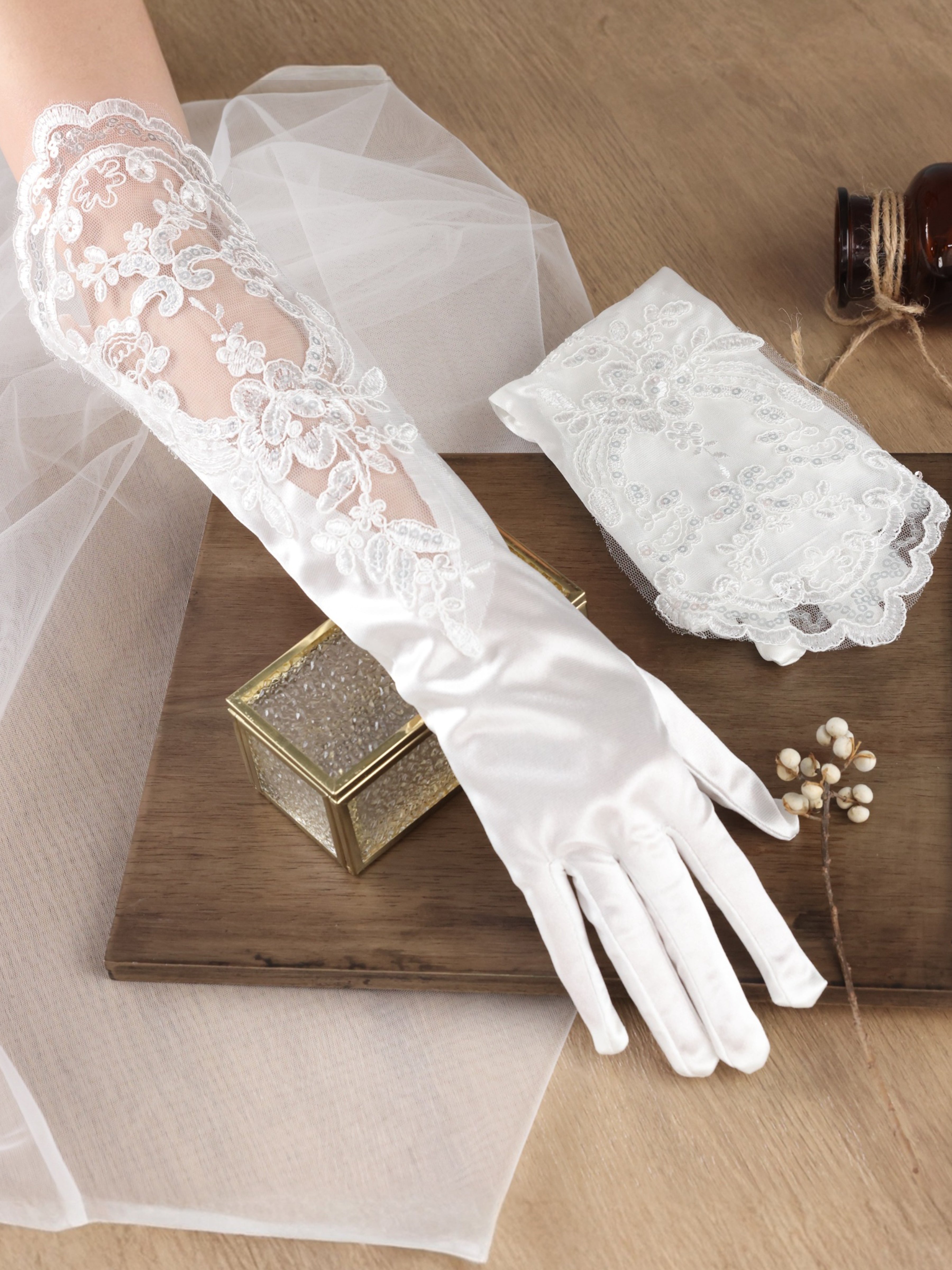 ROVDESY Vintage Embroidered Satin Wedding Gloves