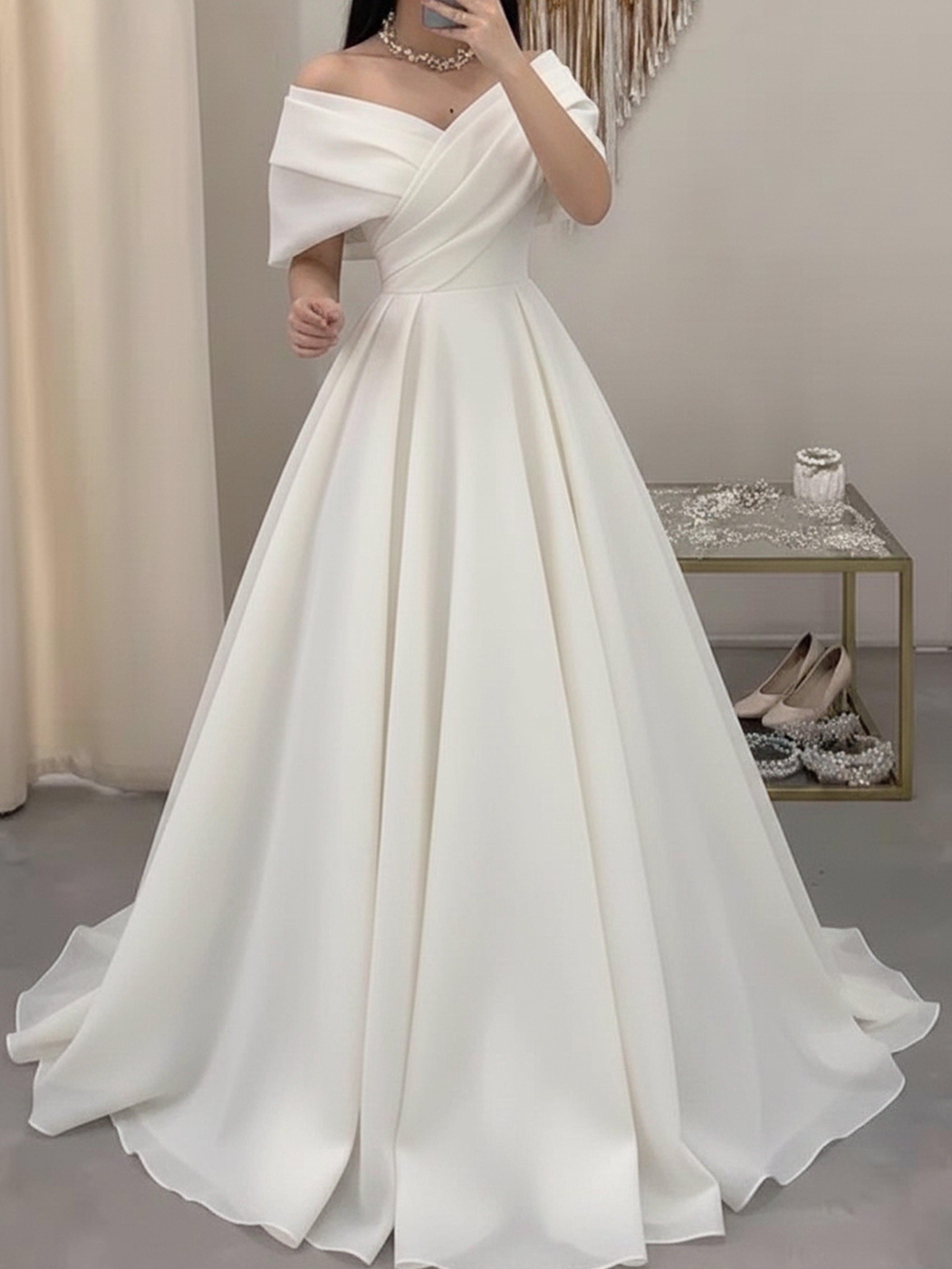 ROVDESY Off The Shoulder A-Line Ball Gown Satin Wedding Dress Bridal Gown