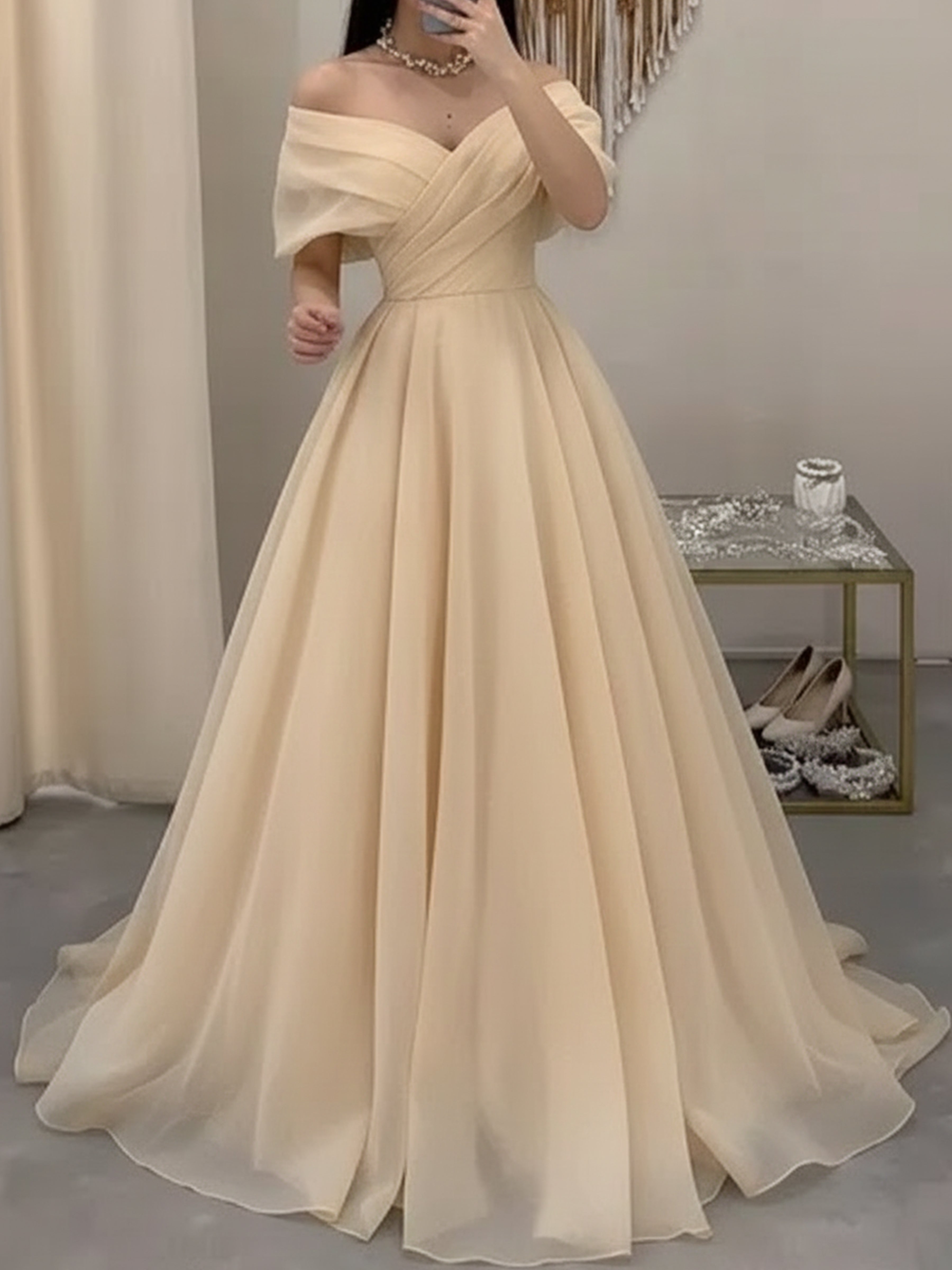 ROVDESY Off The Shoulder A-Line Ball Gown Satin Wedding Dress Bridal Gown