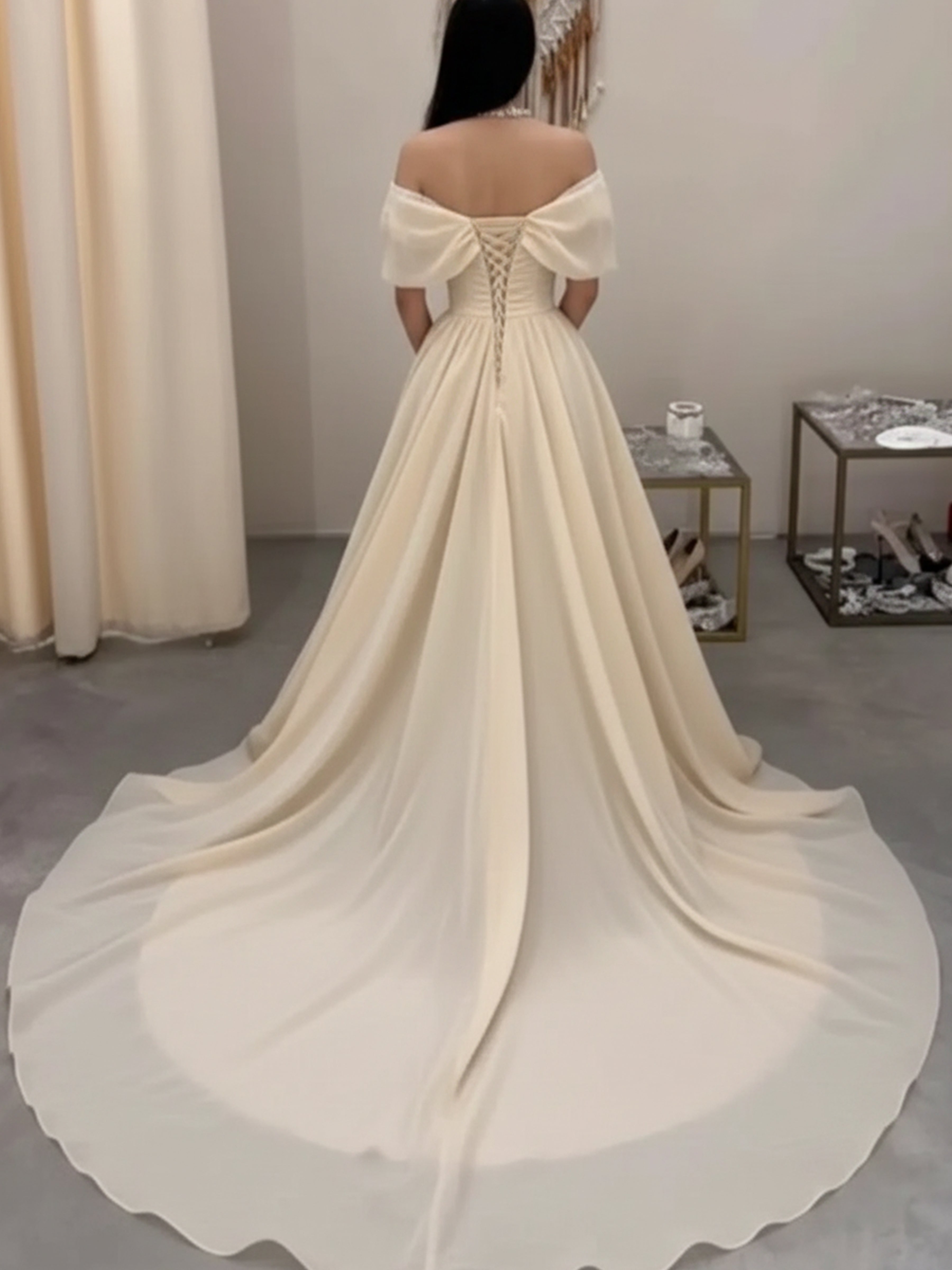 ROVDESY Off The Shoulder A-Line Ball Gown Satin Wedding Dress Bridal Gown