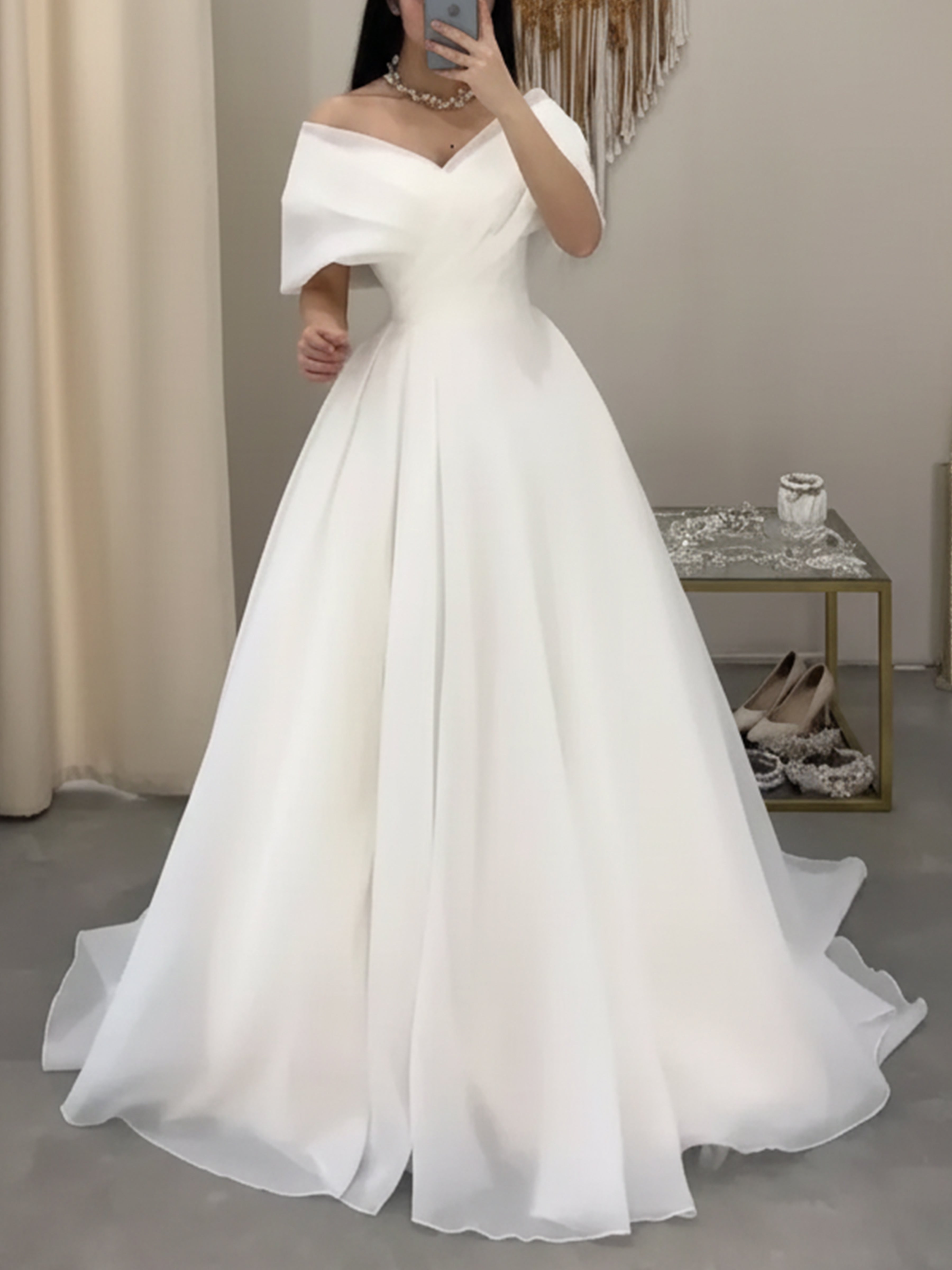 ROVDESY Off The Shoulder A-Line Ball Gown Satin Wedding Dress Bridal Gown