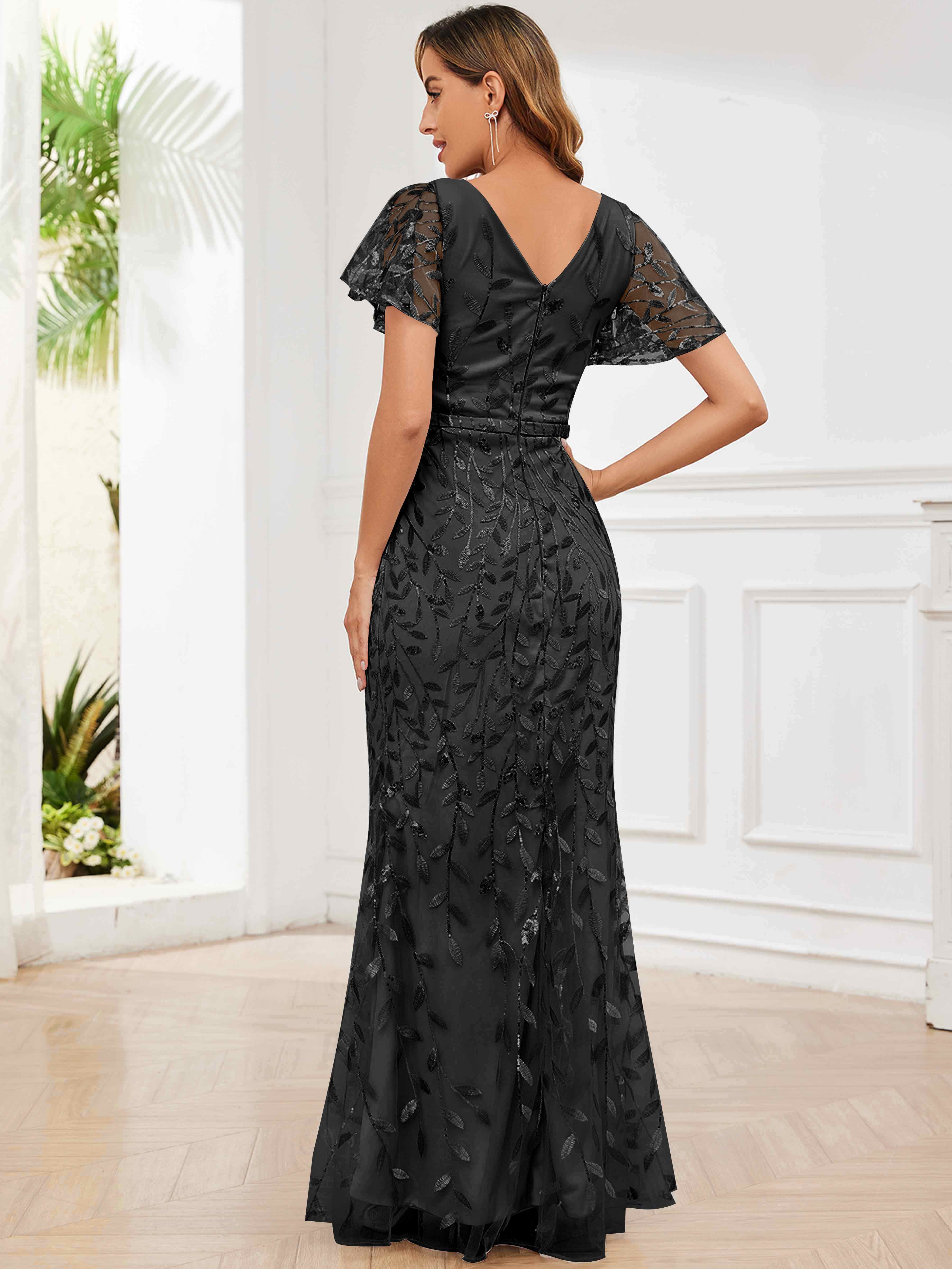 ROVDESY V-Neck Mermaid Sequin Mother Of The Bride Dress With Short Sleeves