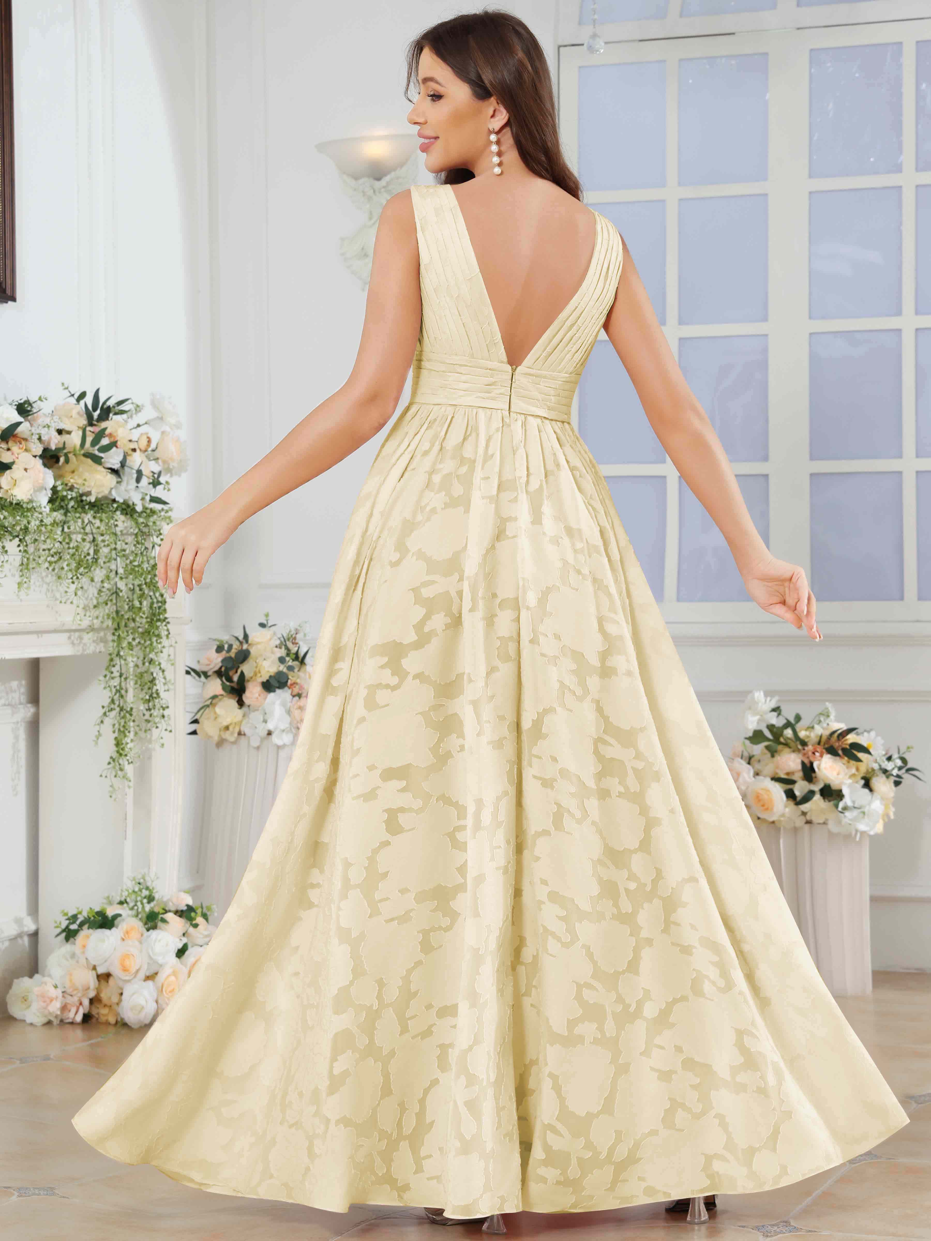 ROVDESY A-Line V-Neck Pleated Chiffon Jacquard Bridesmaid/Peom Dress With Slit