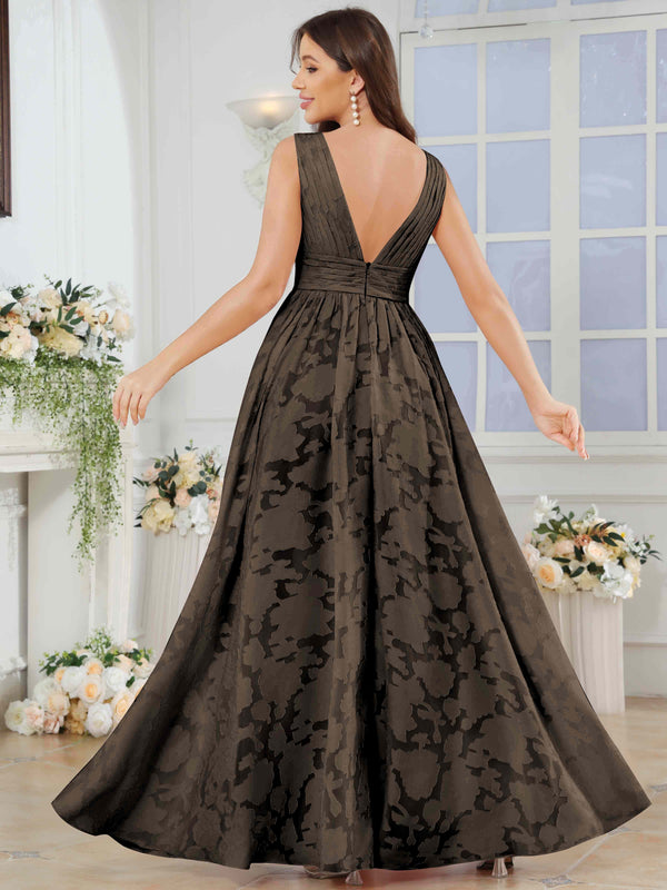 A-Line V-Neck Pleated Chiffon Jacquard Bridesmaid/Prom Dress With Slit