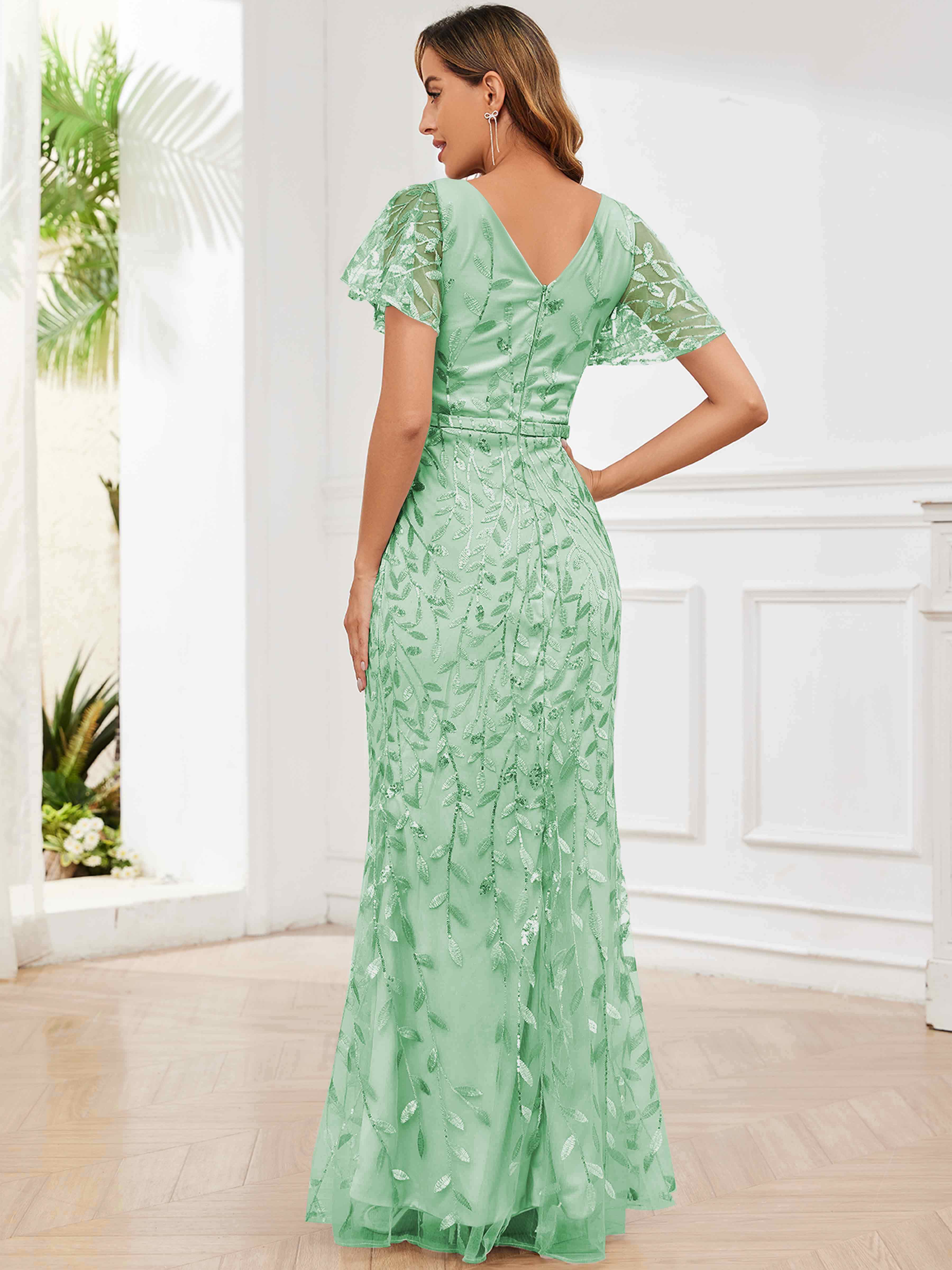 ROVDESY V-Neck Mermaid Sequin Mother Of The Bride Dress With Short Sleeves