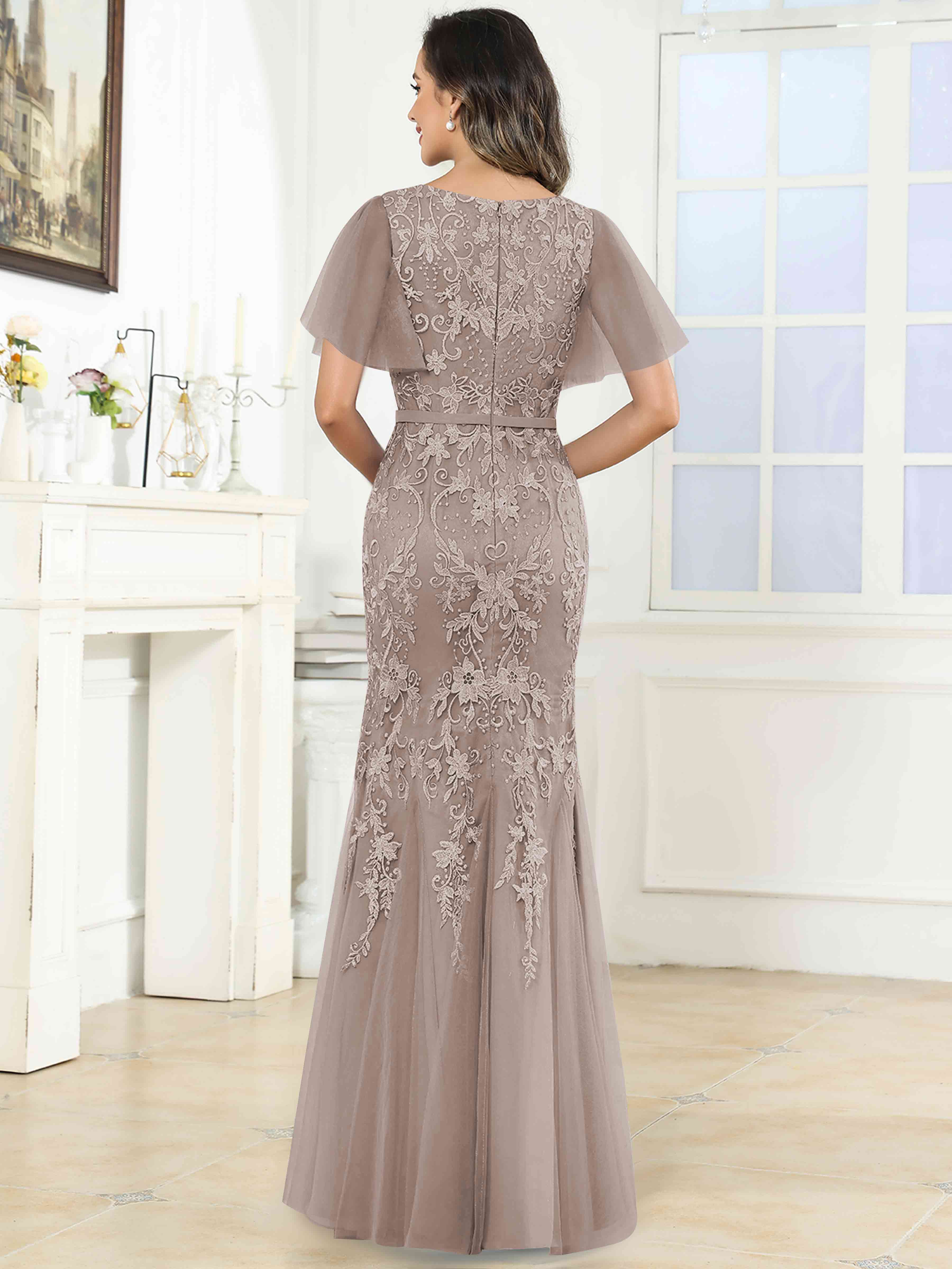 ROVDESY Elegant V-Neck Lace Mermaid Long Mother Of The Bride Dress Formal Gown With Sleeves