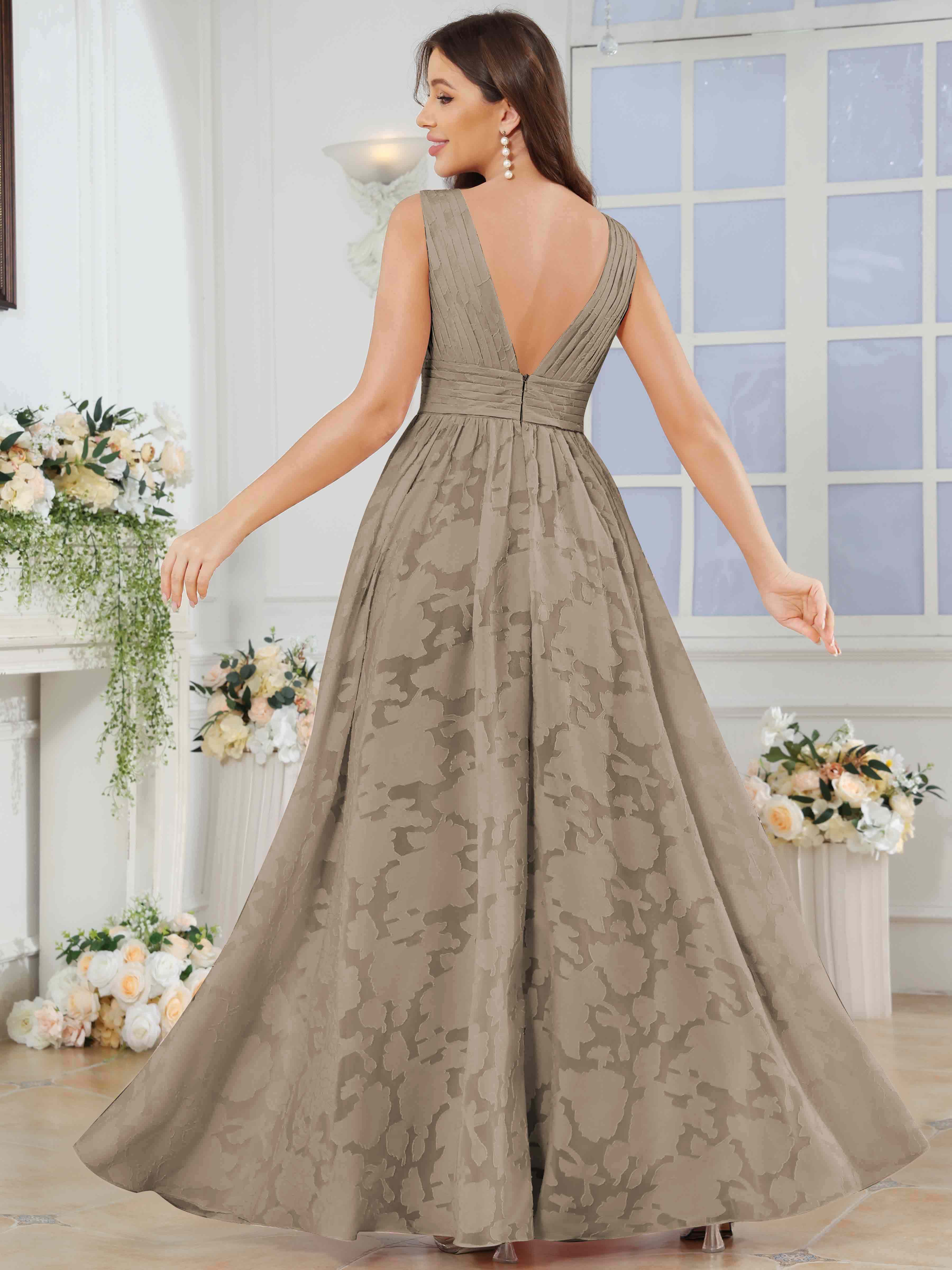 ROVDESY A-Line V-Neck Pleated Chiffon Jacquard Bridesmaid/Peom Dress With Slit