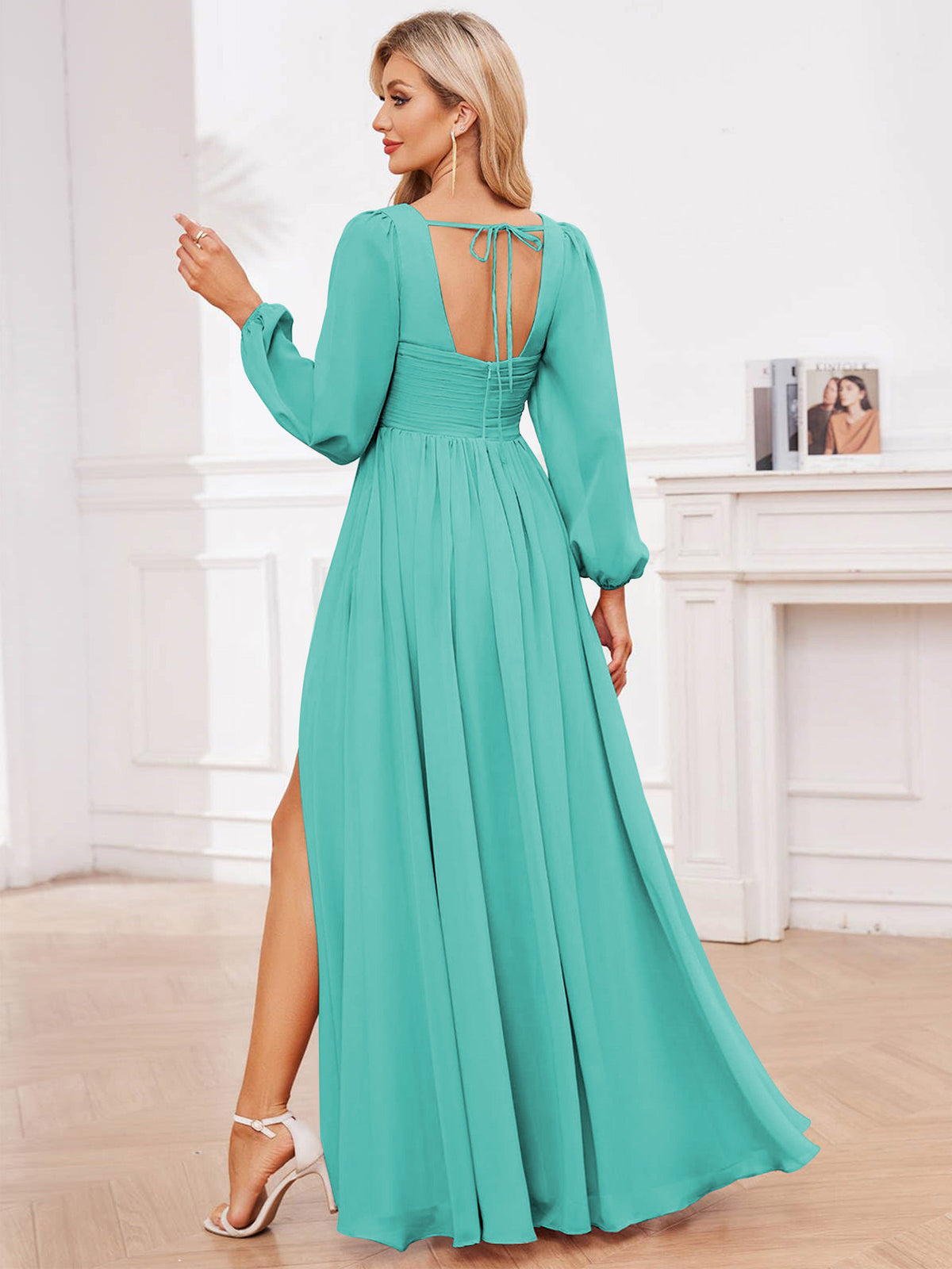Turquoise_front_2.jpg